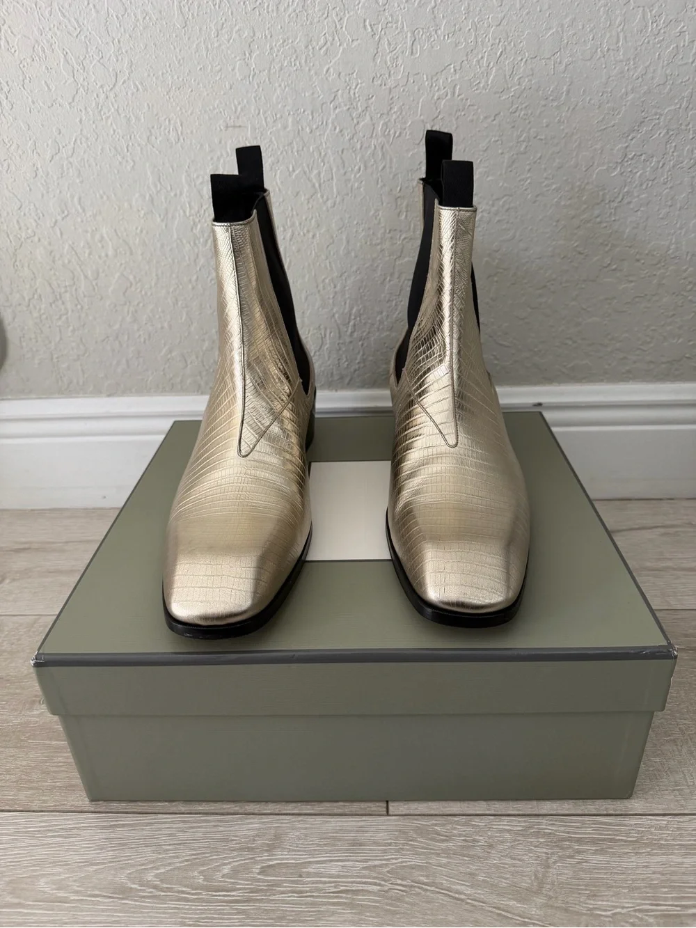 Tom Ford upper ford metallic