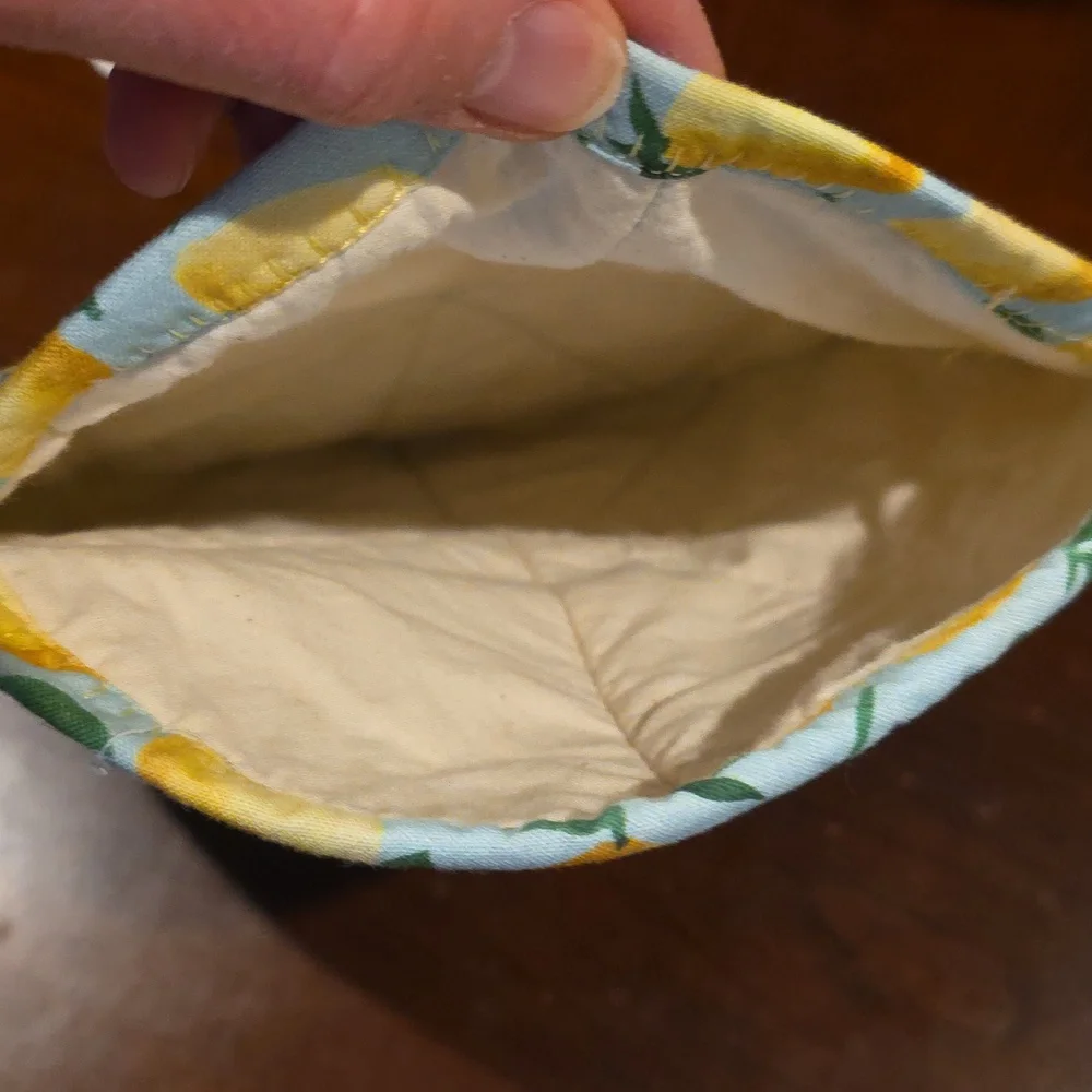 Upcycled lemon keep blue