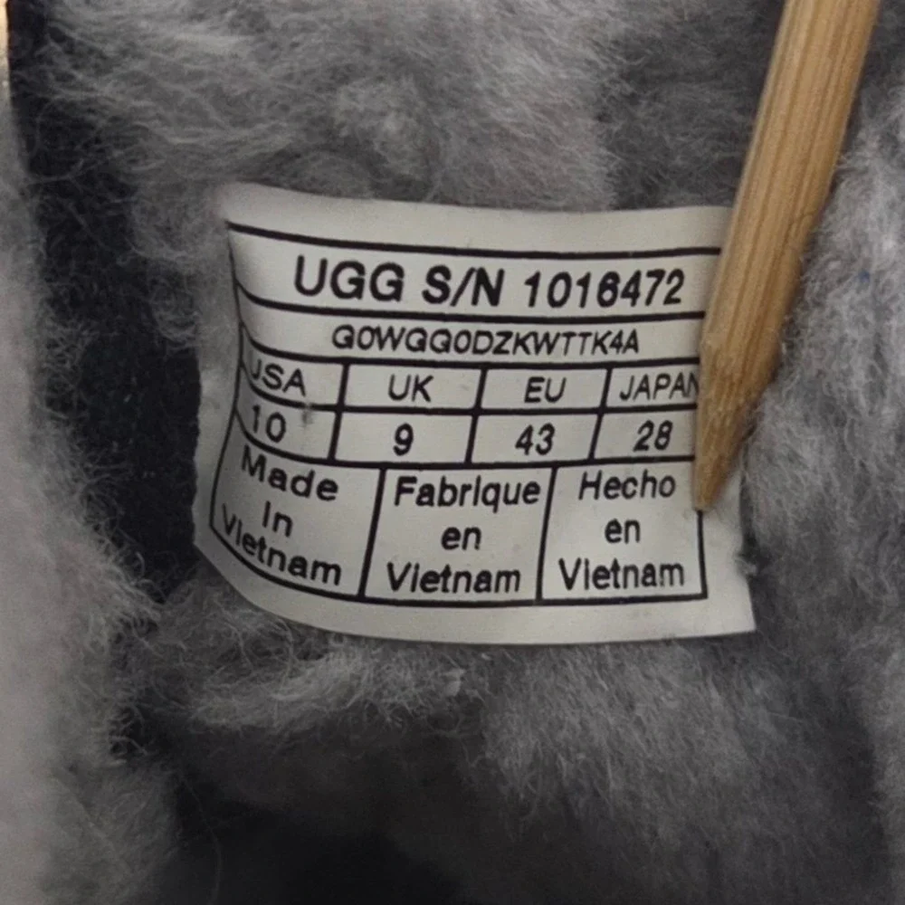 UGG australia harkley