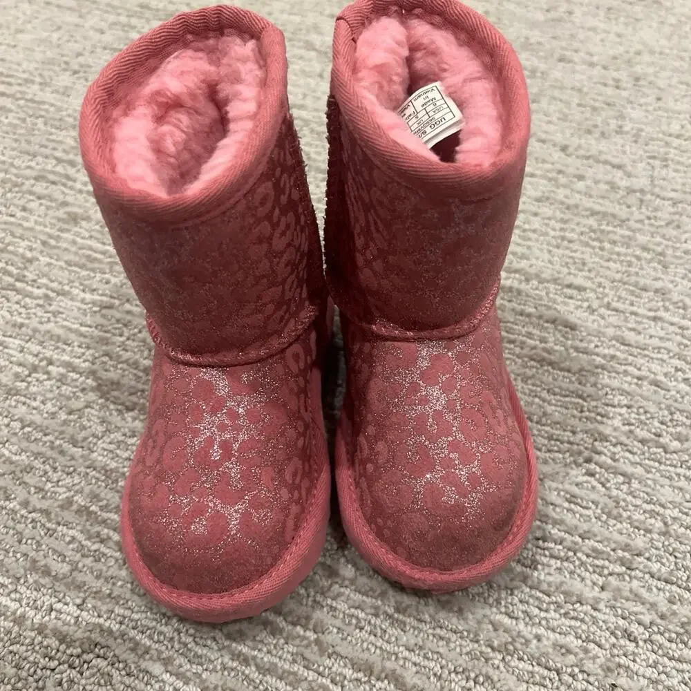 UGG cutest little