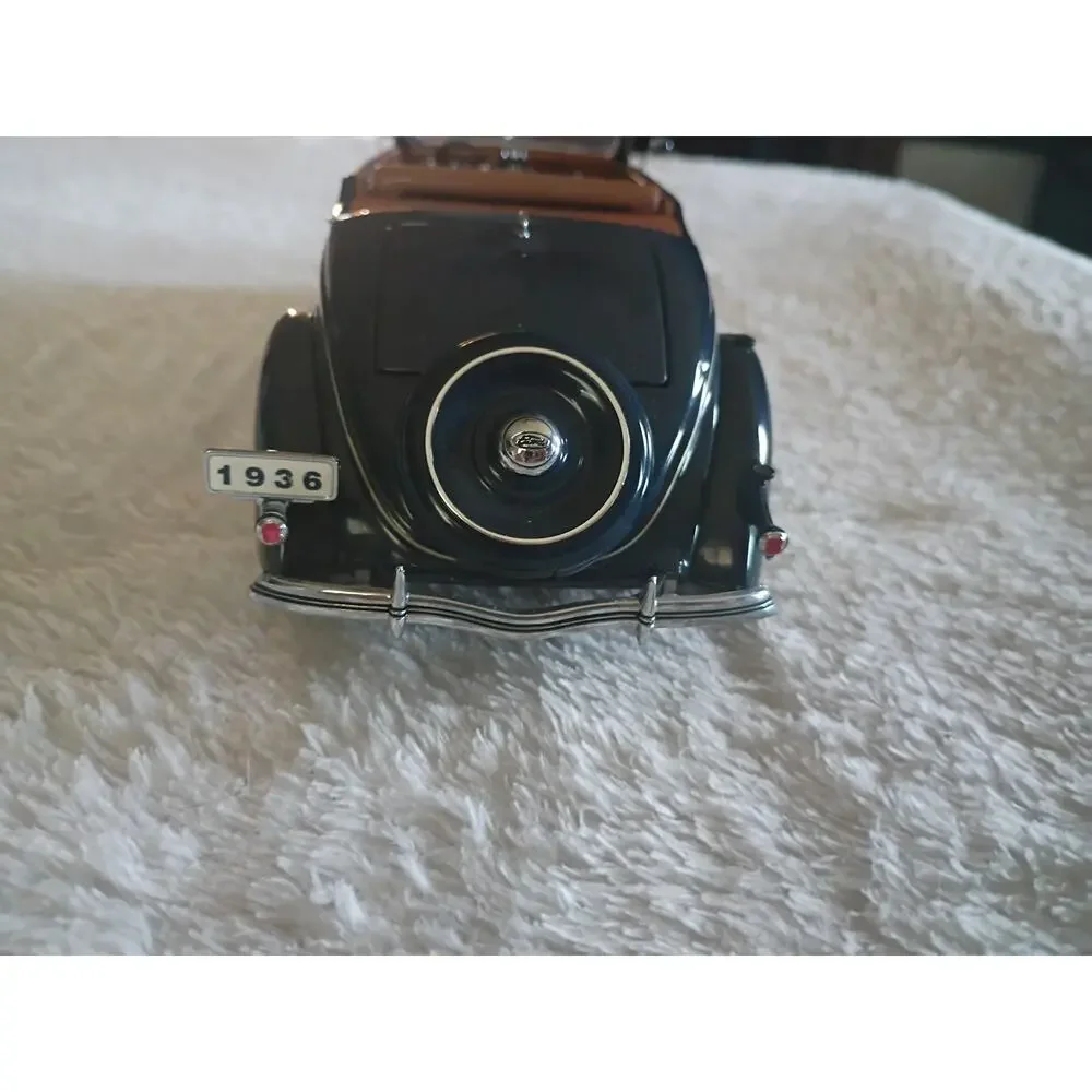 Danbury Mint 1936 danbury