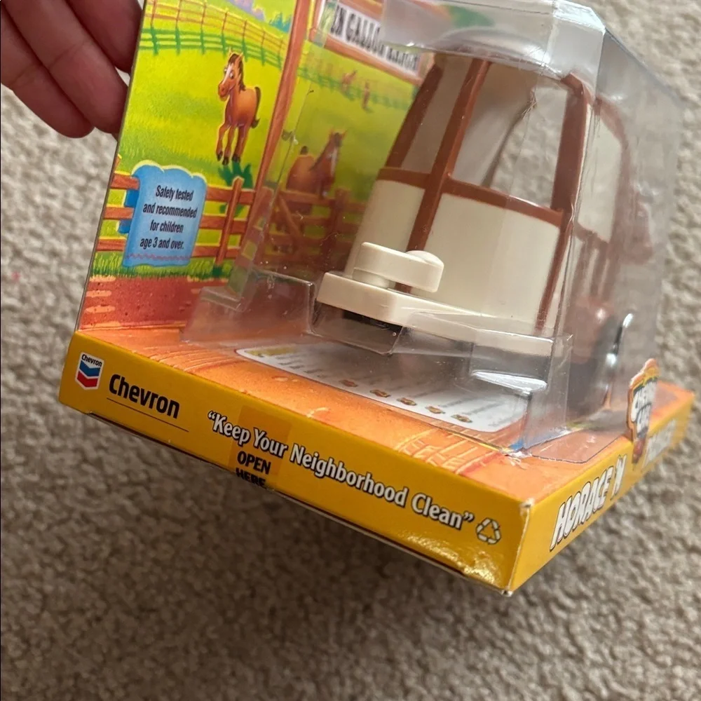 Chevron Horace 'N Trailer Toy