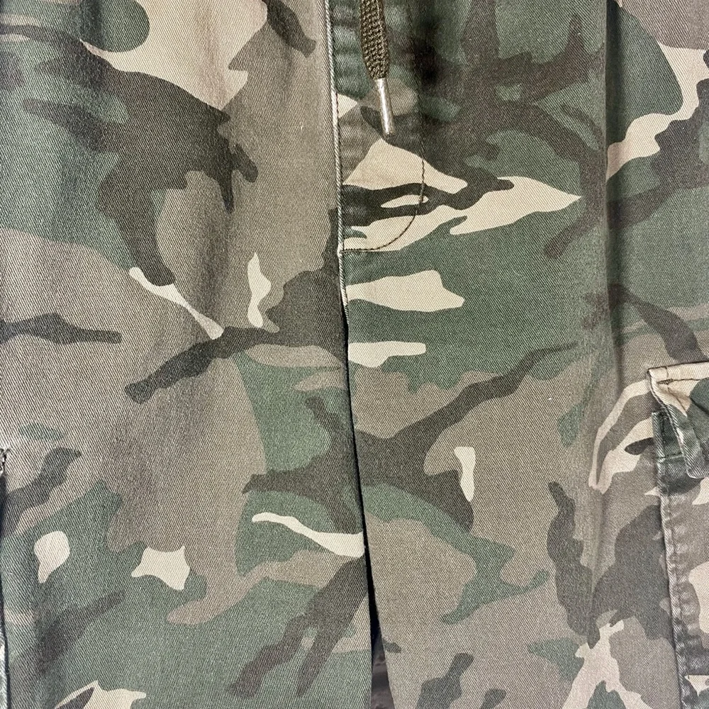Old Navy h&m green