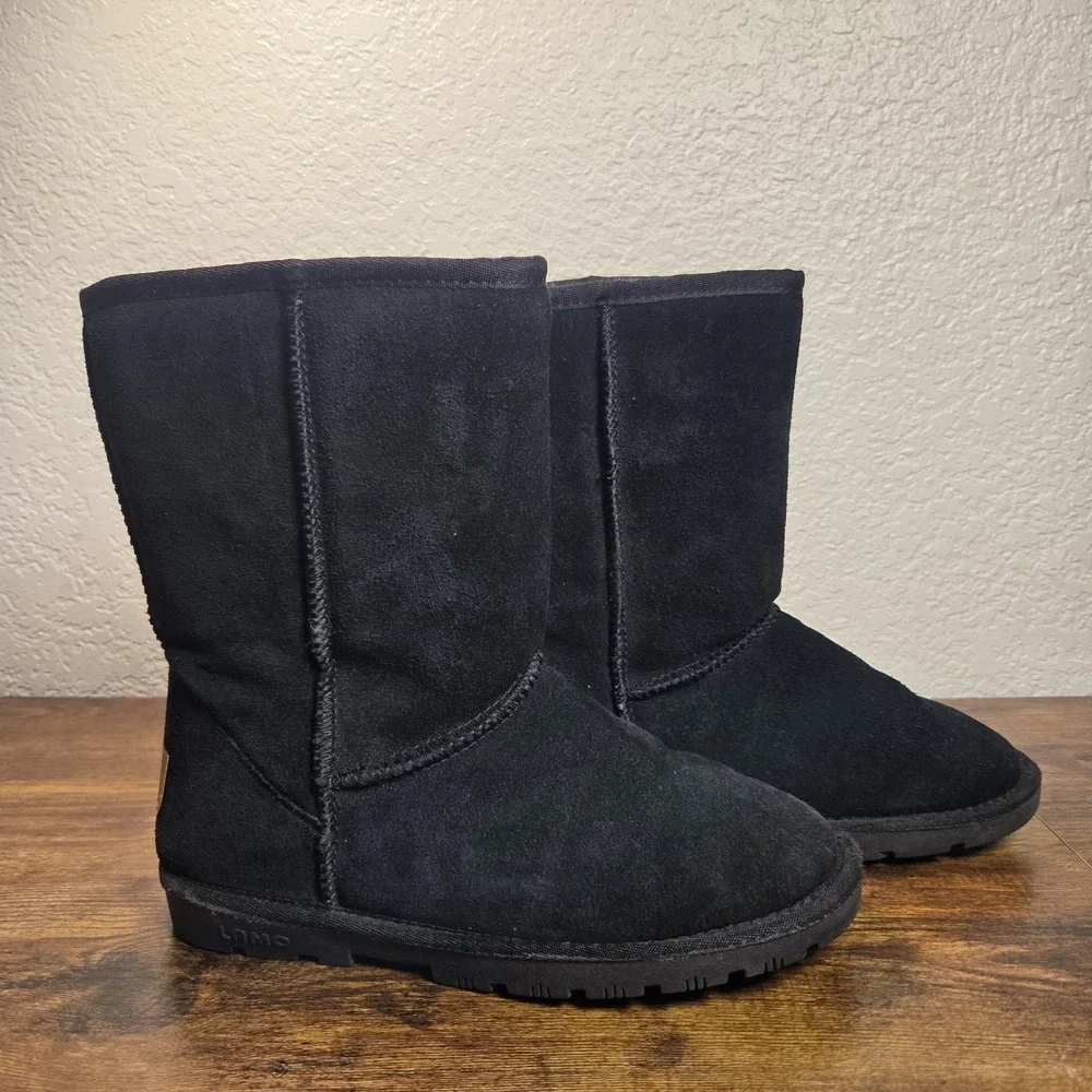 Lamo Mid Calf Boots Women Size 7 Black Suede Faux Fur Lined Winter Cozy Pull On