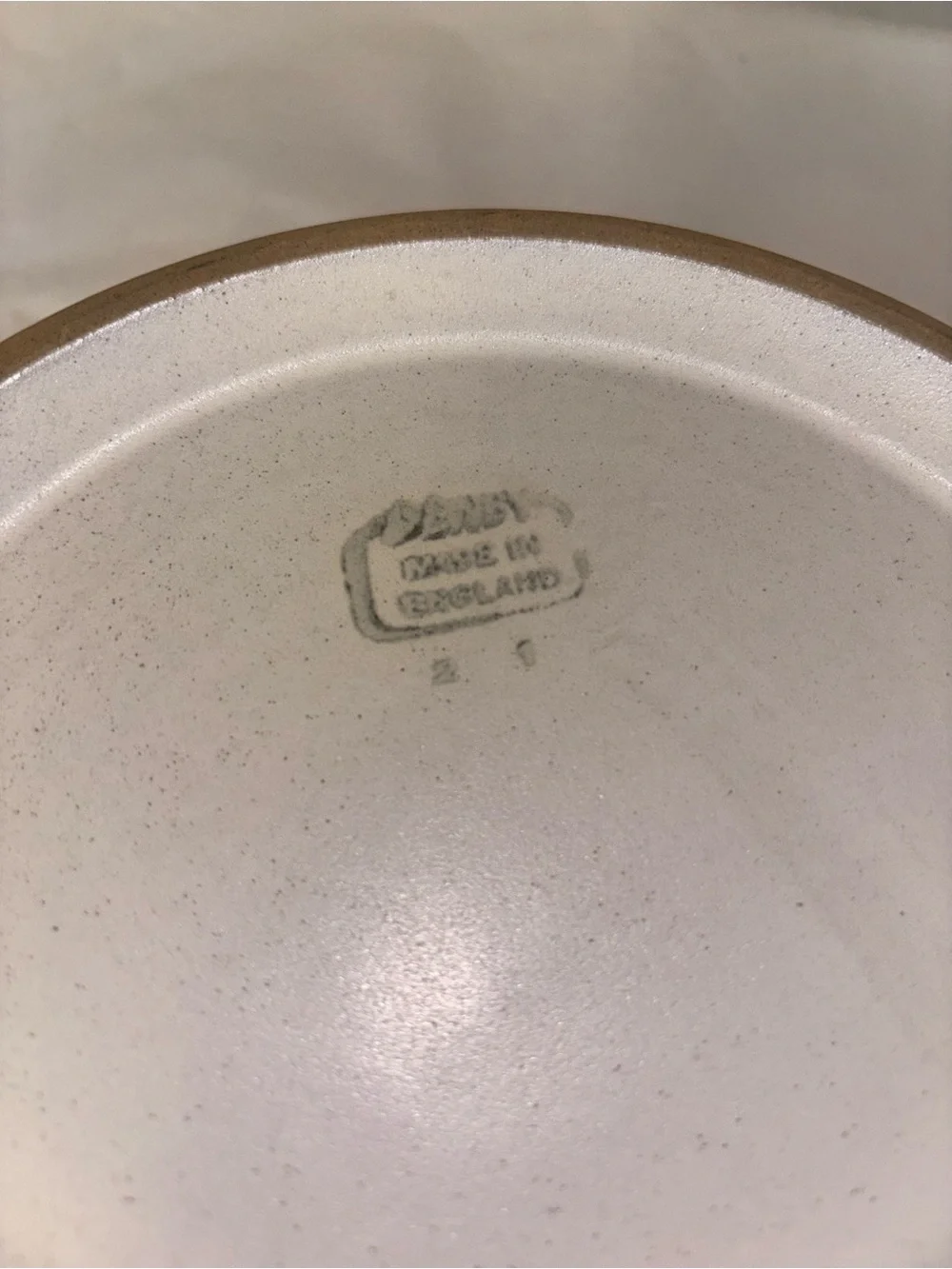 N/A round ceramic