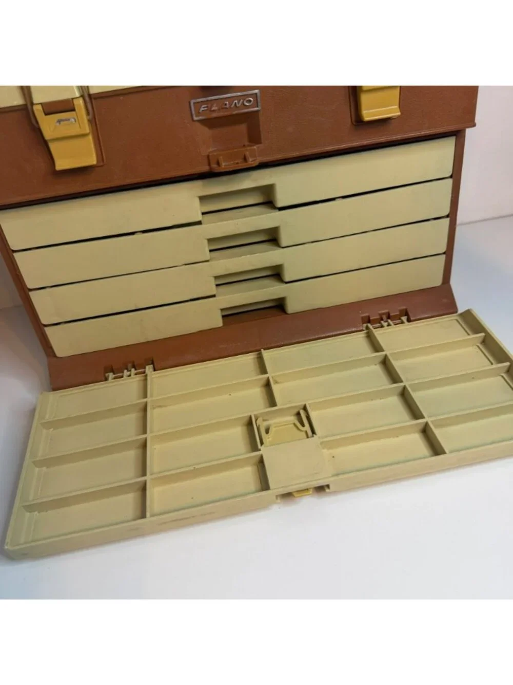 Plano durable drawer