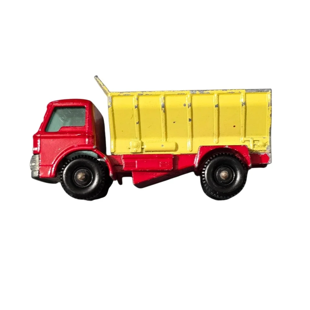 Matchbox Series No‎ 70 Grit Spreading Truck Lesney Made in England Red Yellow