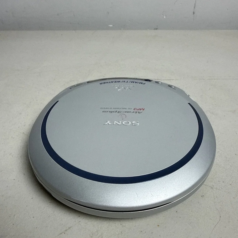 Sony Walkman D-NF610 ATRAC3/MP3 G-Protection FM/AM/TV/Weather Bands CD Player