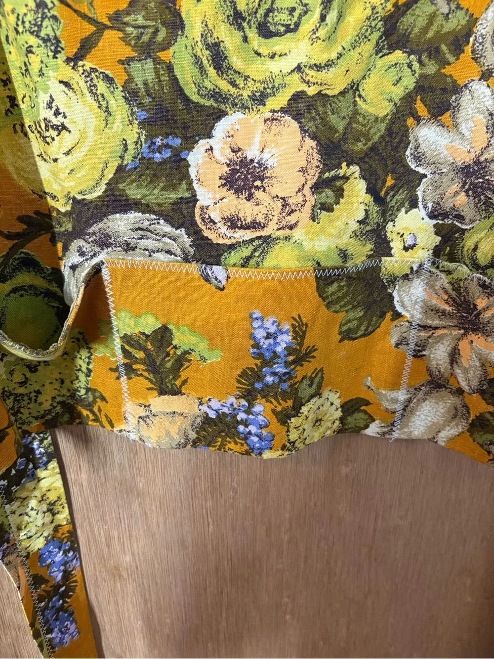 N/A this apron