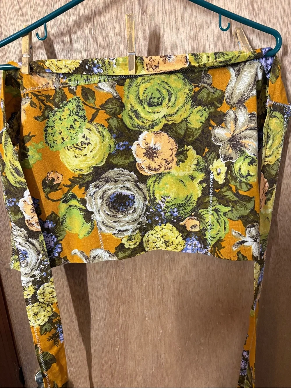 N/A this apron