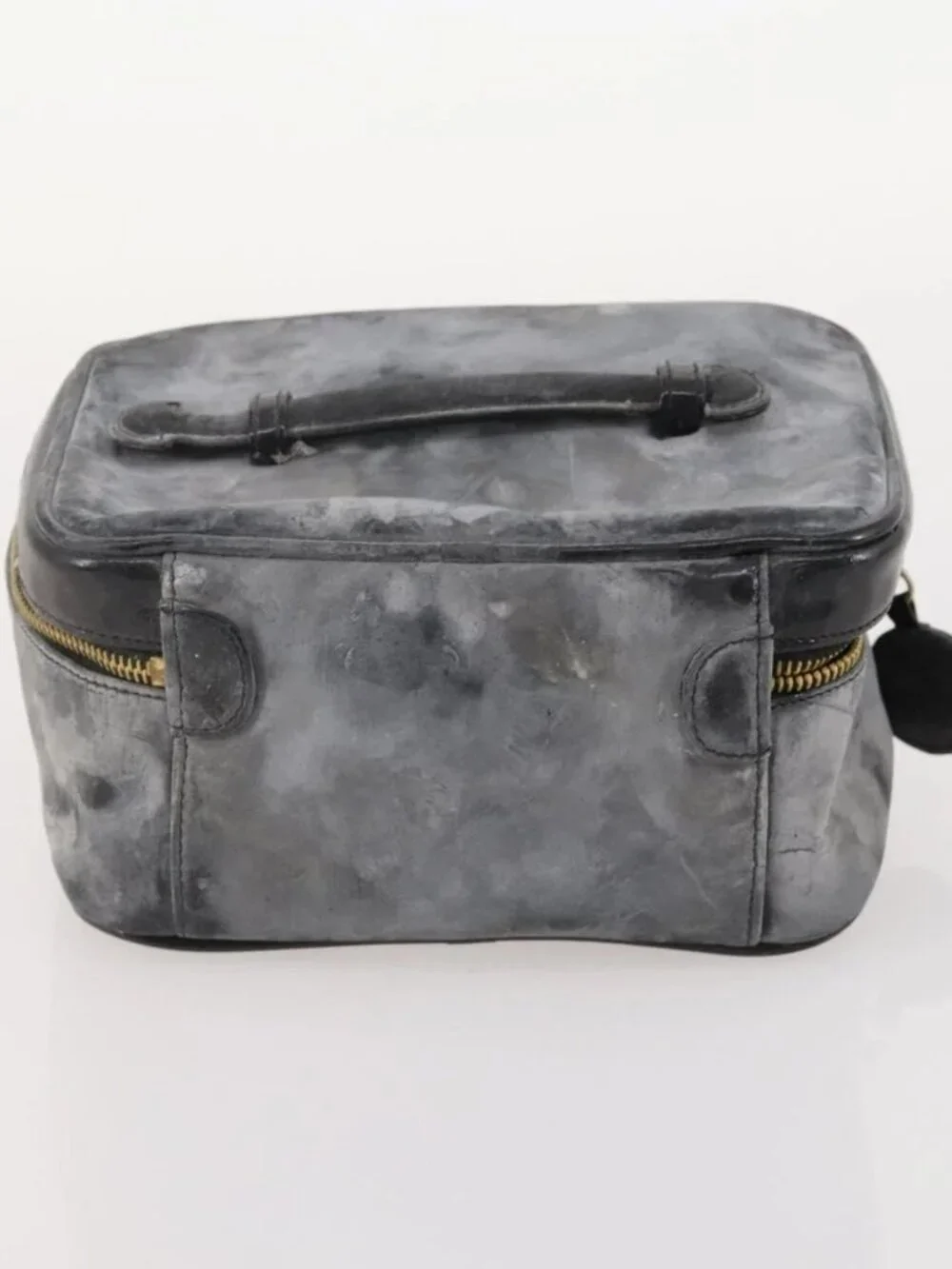 CHANEL only item