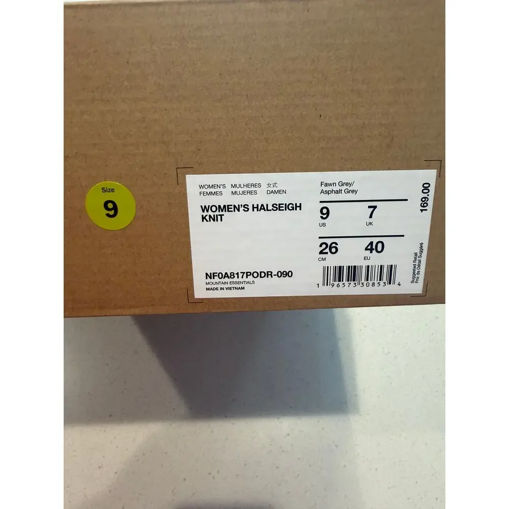 NWT The North Face Women’s Halseigh Knit Boots - Purple‎ - 9