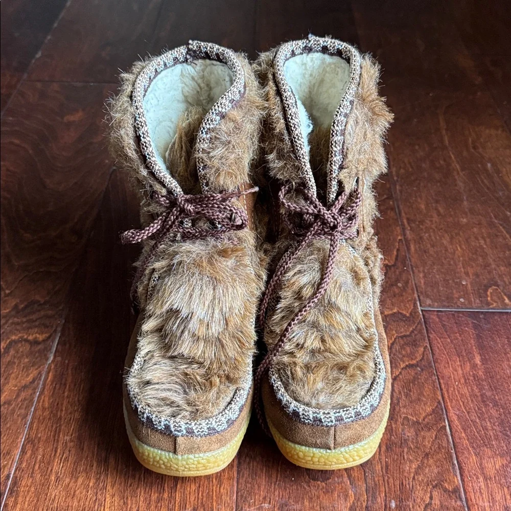 Vintage worn still