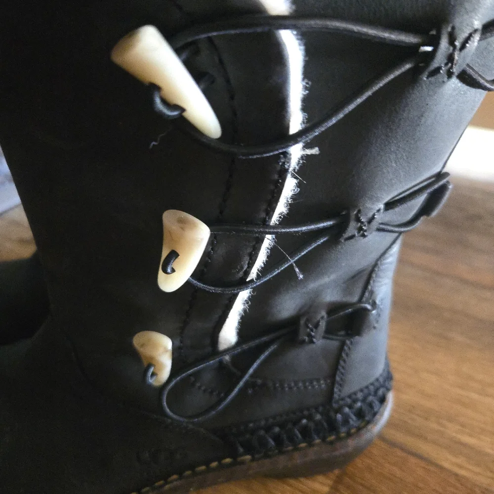 Ugg Leather Snow Boots