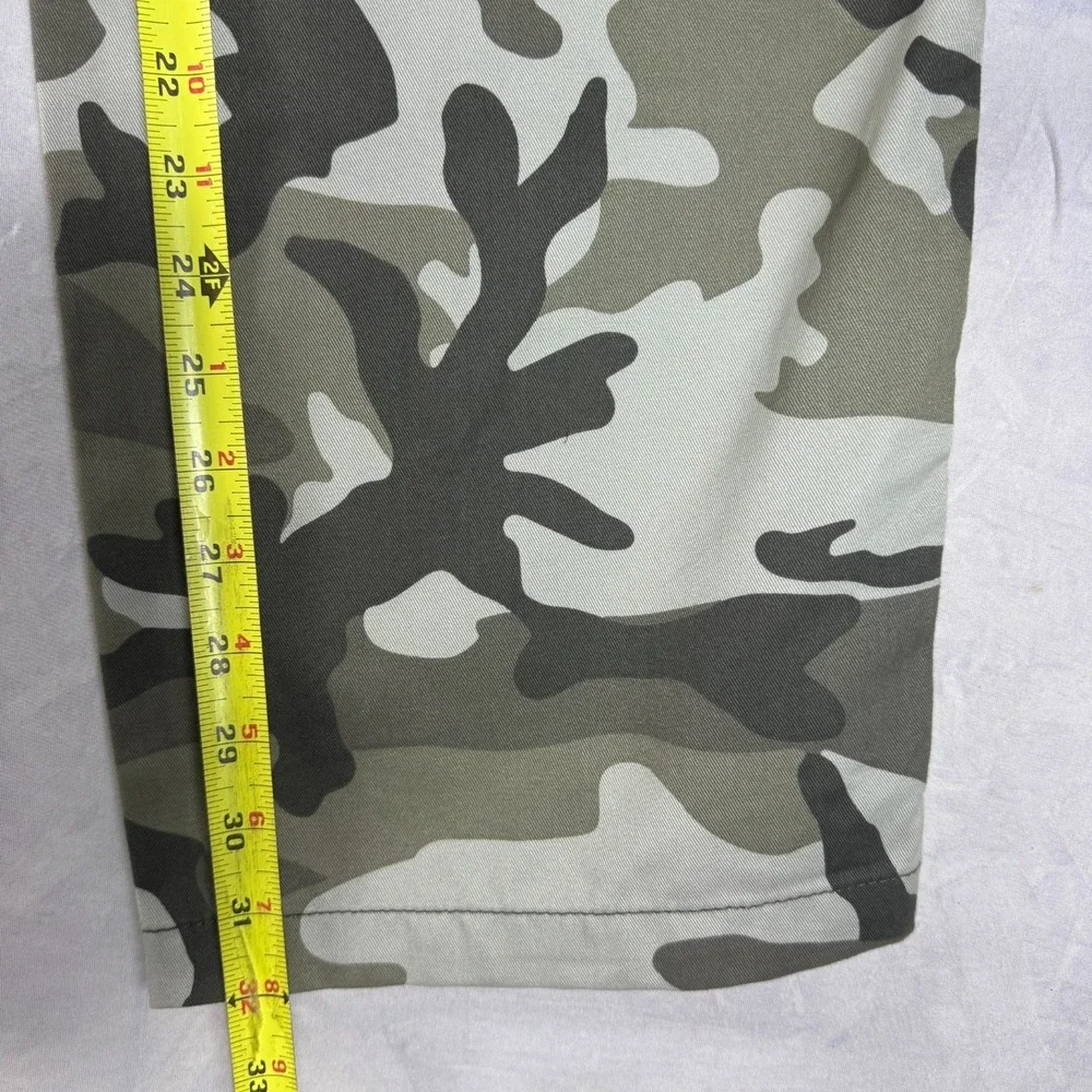 NWT True Religion Mens Cargo Pants SN Dusty Green Camo Military Outdoor 27‎