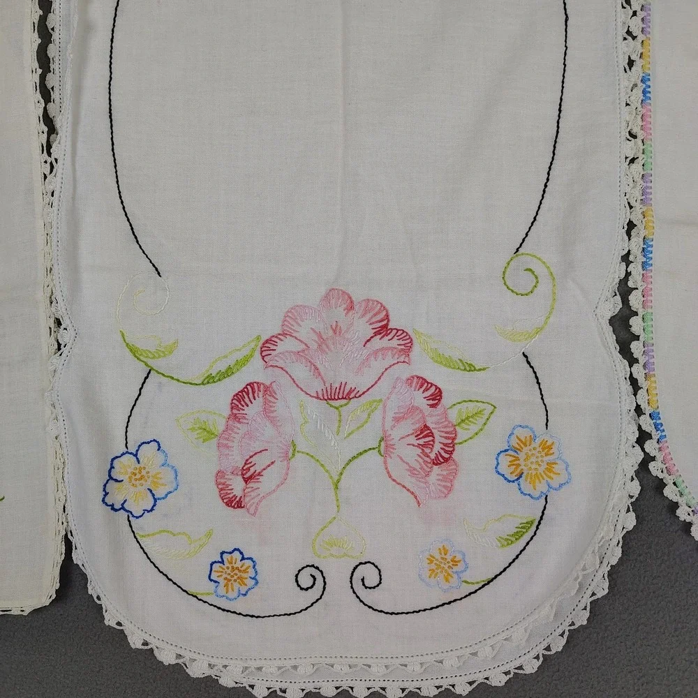 Vintage MCM Floral Table Runner Cloth Set (3) Various Small 36
