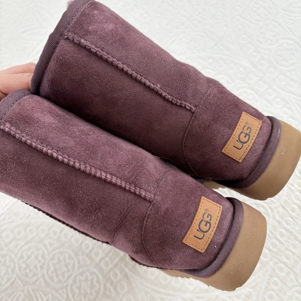 UGG Women's Classic Short II Shearling Boots,‎ Purple