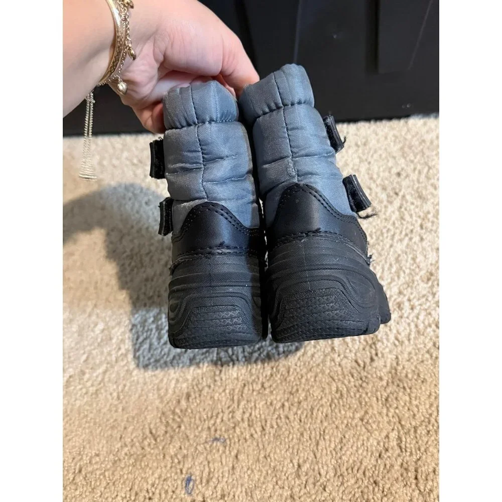 N/A *snow boots