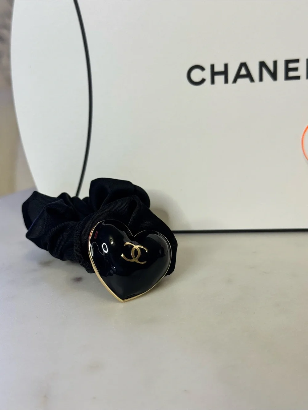 CHANEL beauté hair