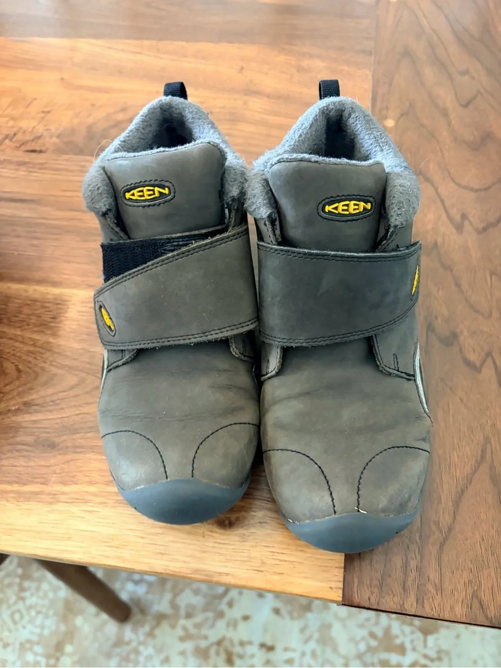 KEEN Kids Gray Brown Ankle Boots with Fleece Collar