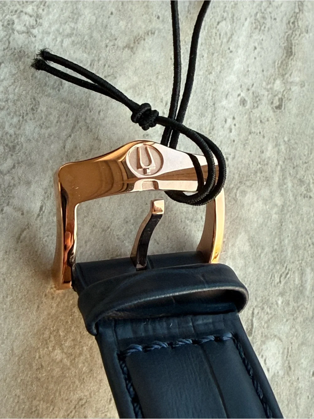 Bulova gold inner caseback