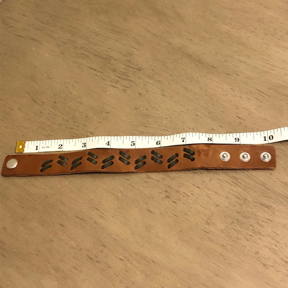 Men’s Jewelry - Brown Leather Bracelet with Black Accents