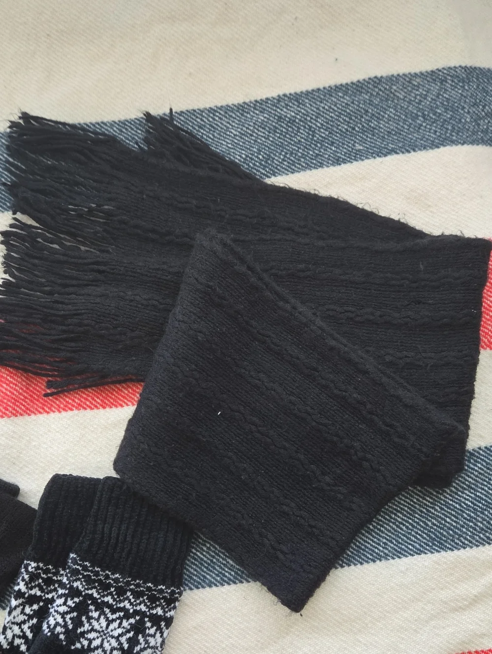 Black Winter Beenie, Scarf and Gloves Set with Snowflake Pattern Set