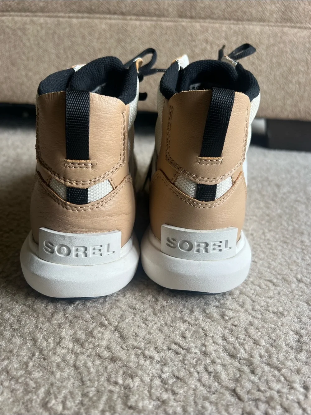 Sorel size modern