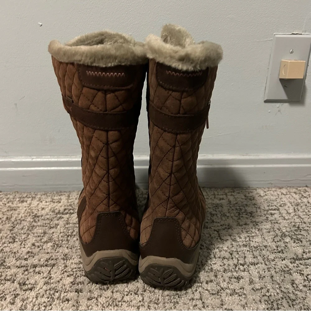 Patagonia Sable Brown Leather Faux Fur Lined Winter Snow Chukka Boots Size 6.5
