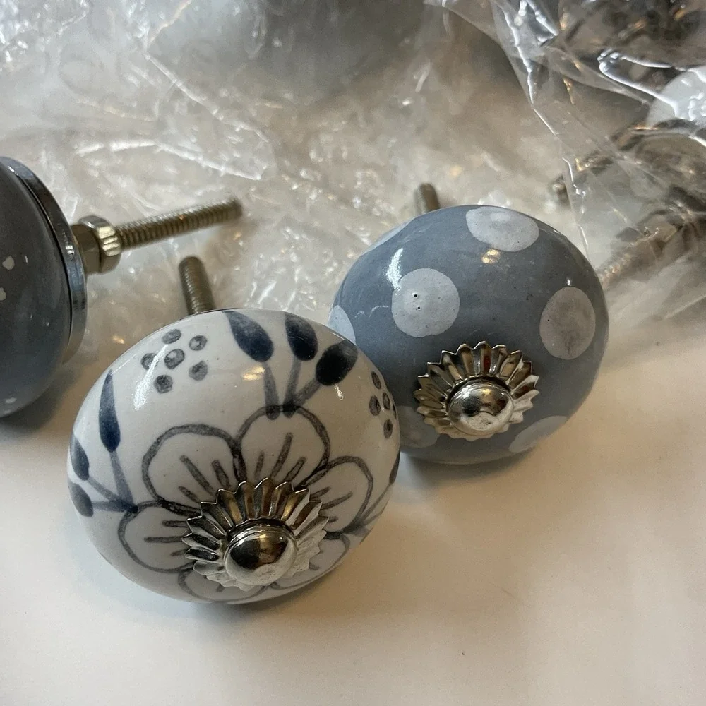 Vintage Porcelain Ceramic White Blue Pattern Drawer Cabinet Knobs Pulls Set Of 8