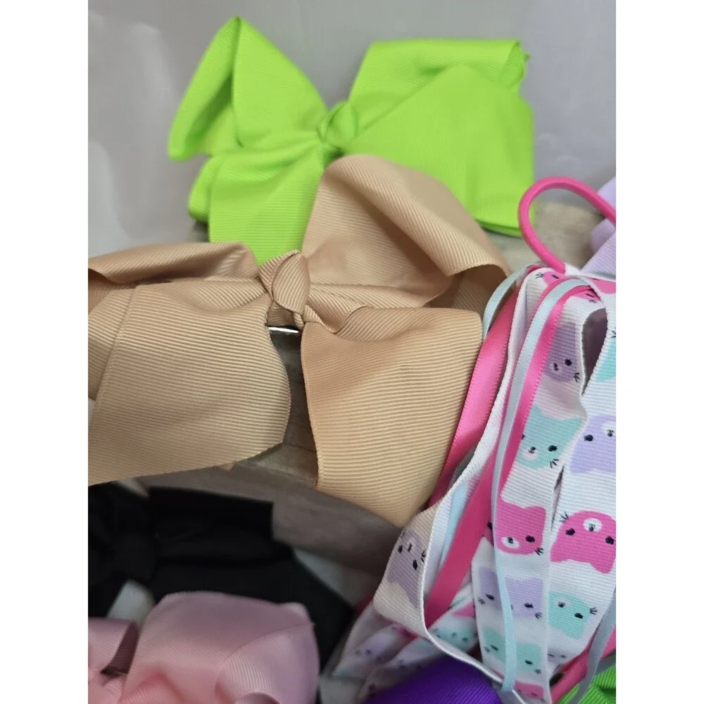 Unbranded colorful lot
