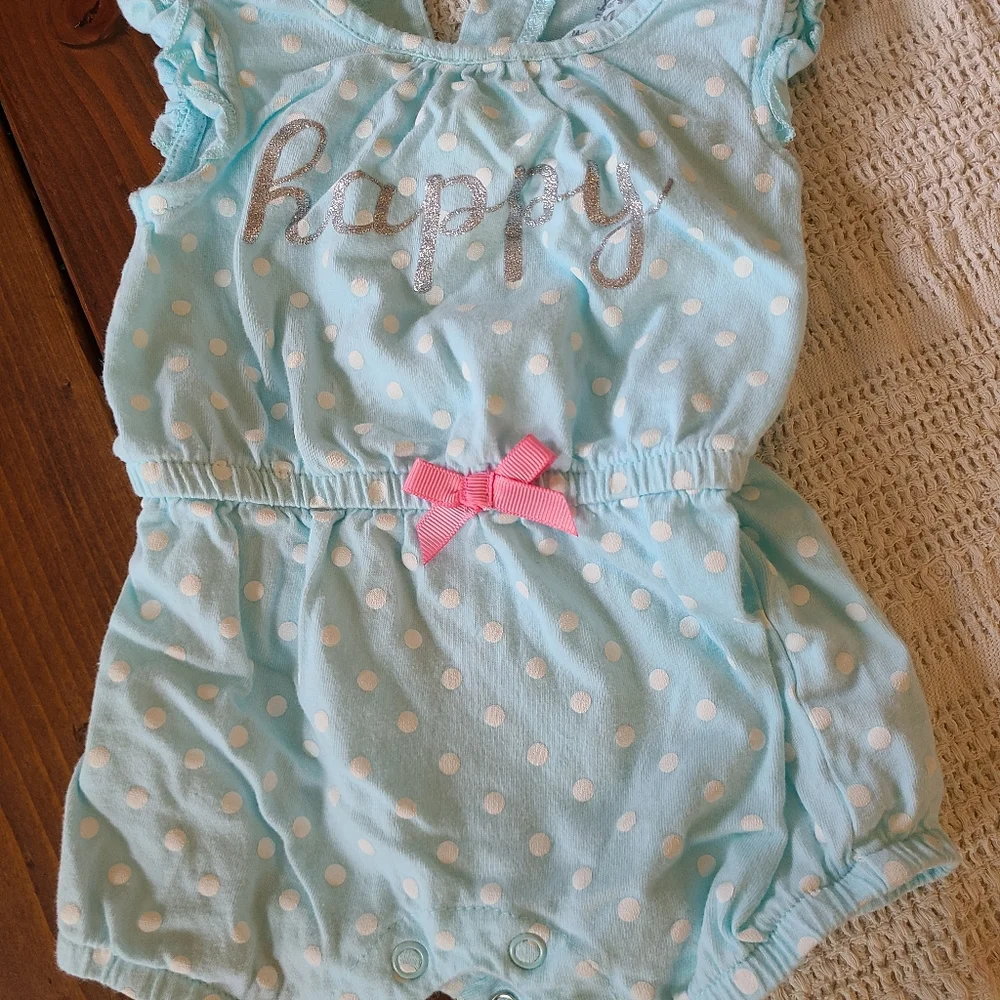 Carters rompers included