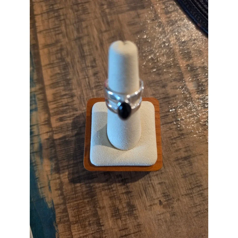 Urban Outfitters packaging offer oval