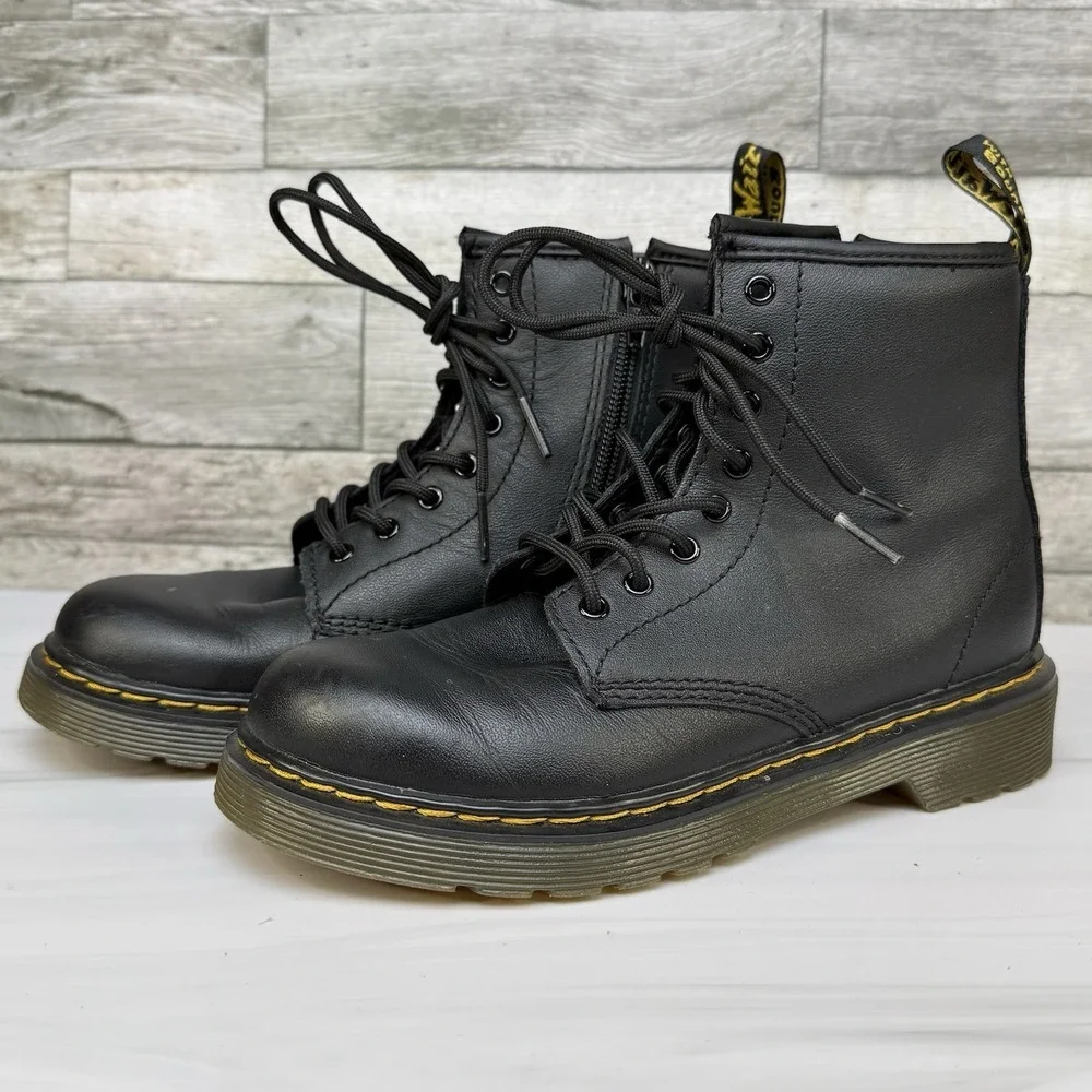 Dr. Martens Junior 1460 Youth Size 2 Black Leather Combat Boots Zip Up