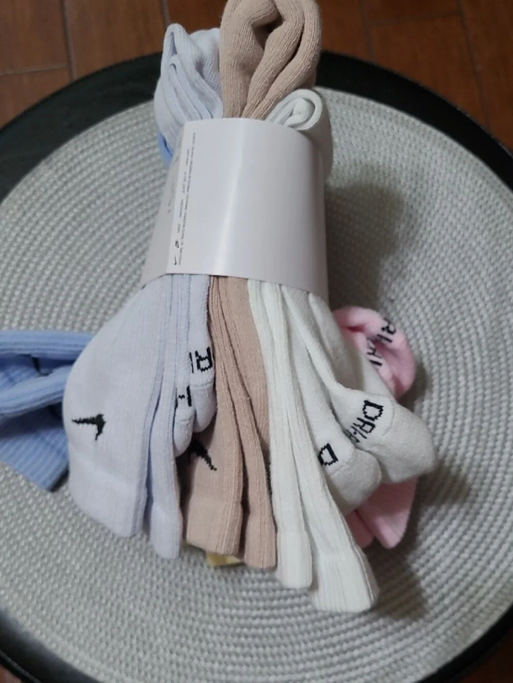 Nike pair crew