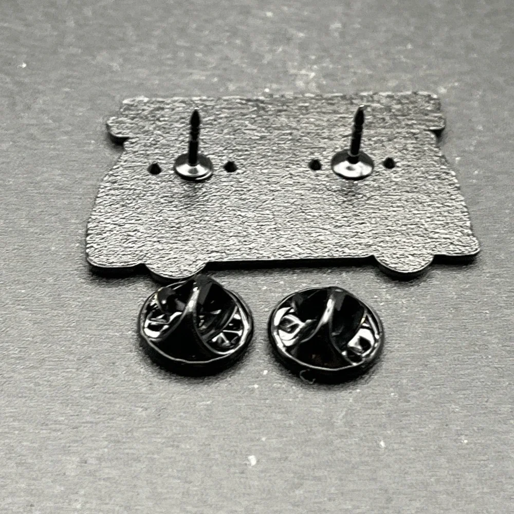 Hippie Soul‎ Flower Power Van Lapel Hat Pin