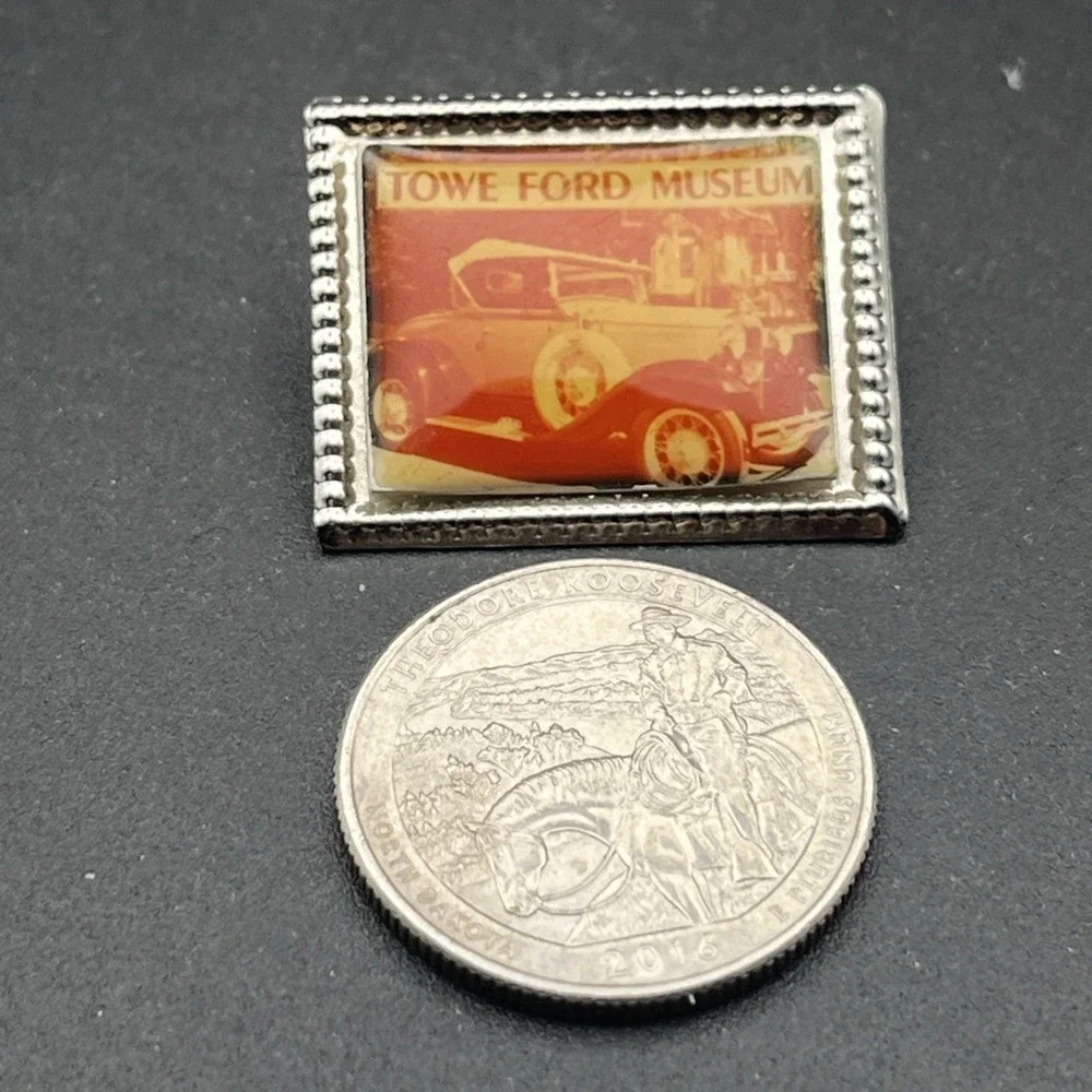 Towe Ford Museum Sacramento California Lapel‎ Hat Pin