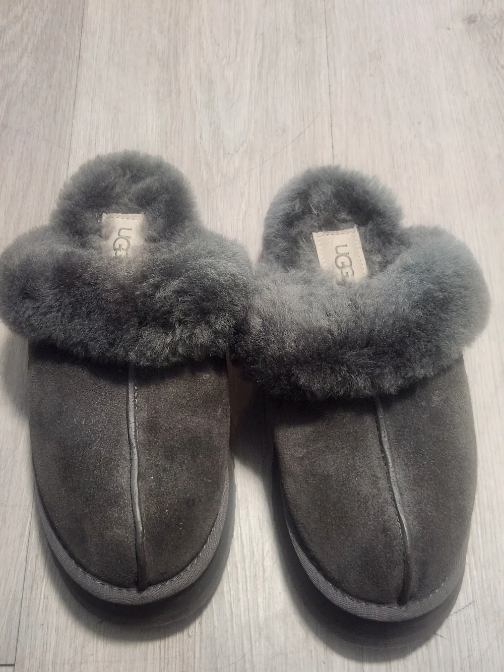 UGG Disquette Grey Suede Platform Slippers Size 8