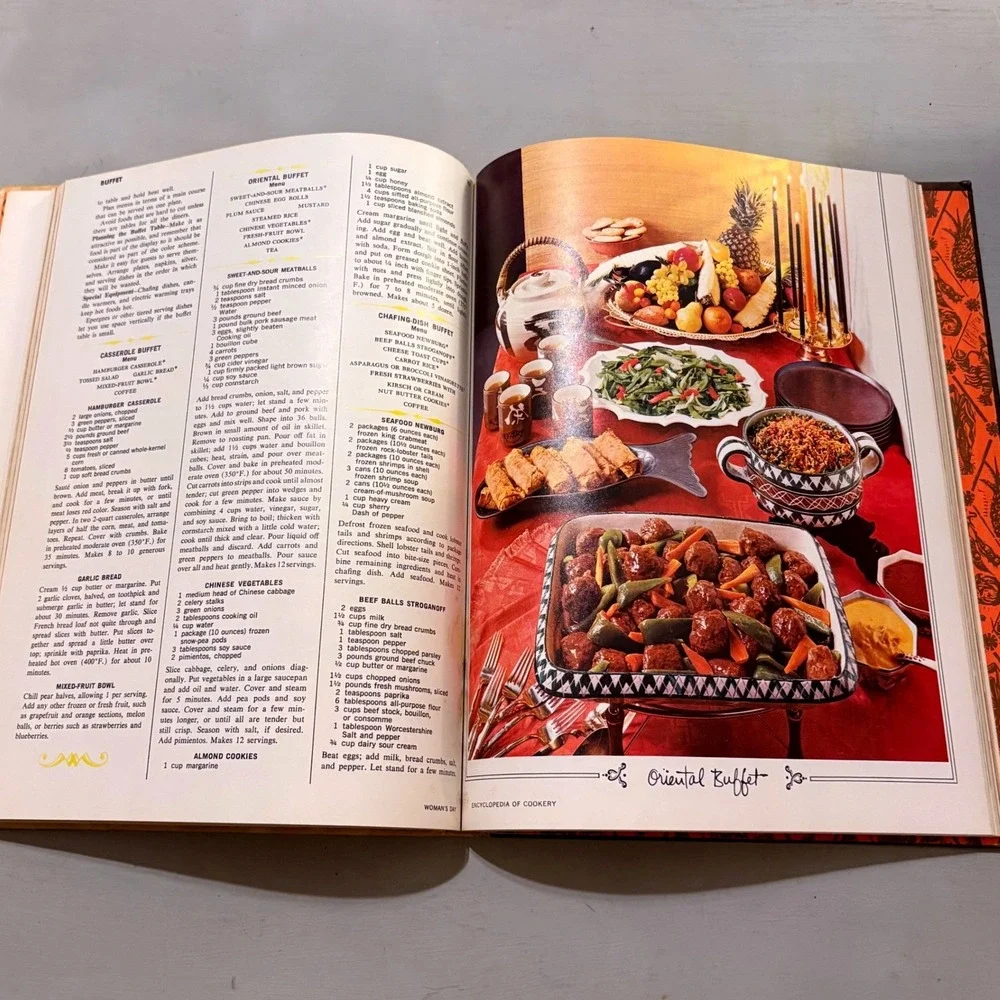 Vtg 1965 Woman's Day Encyclopedia of Cookery Vol 2 retro Mid Century Foodie Gift