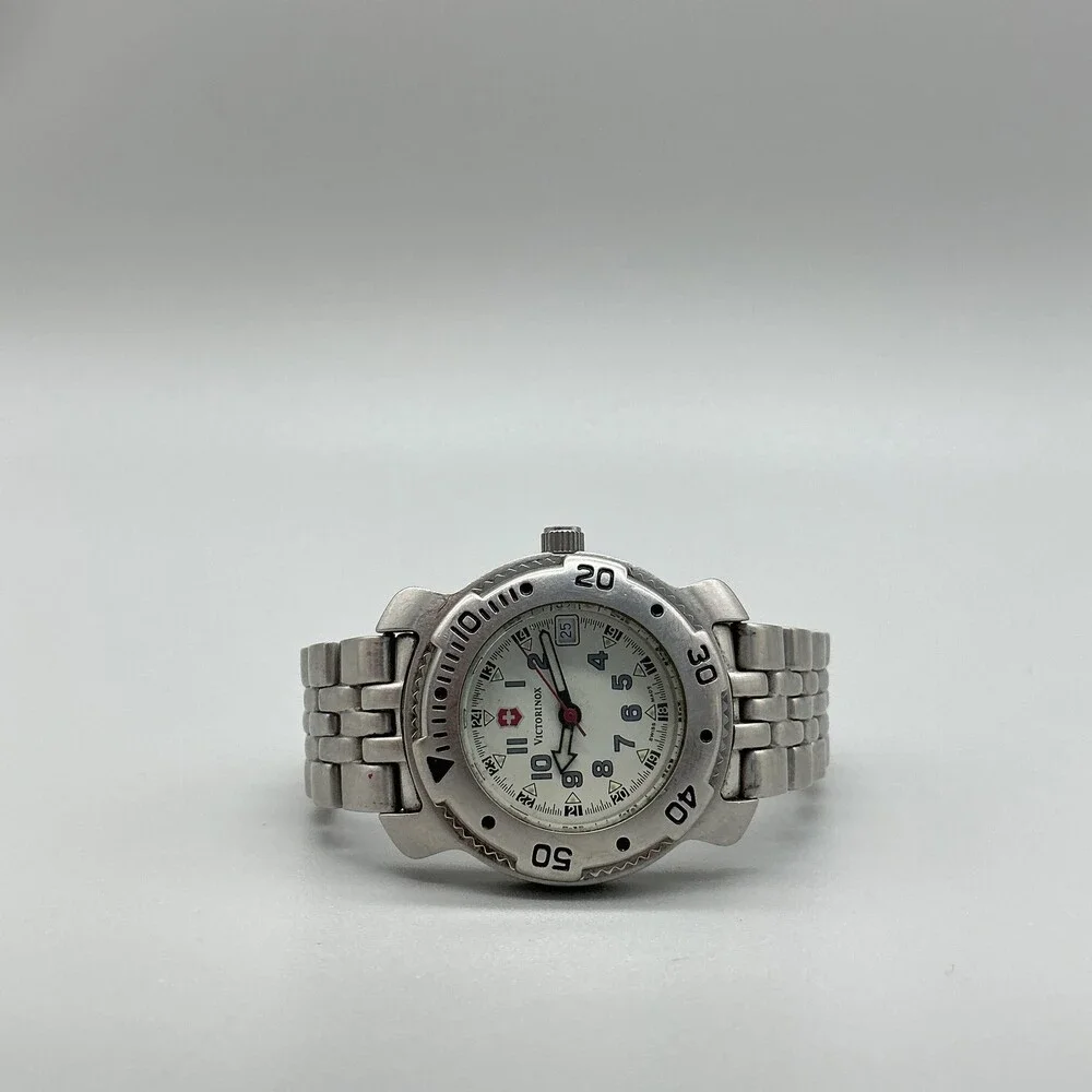 Victorinox see photos