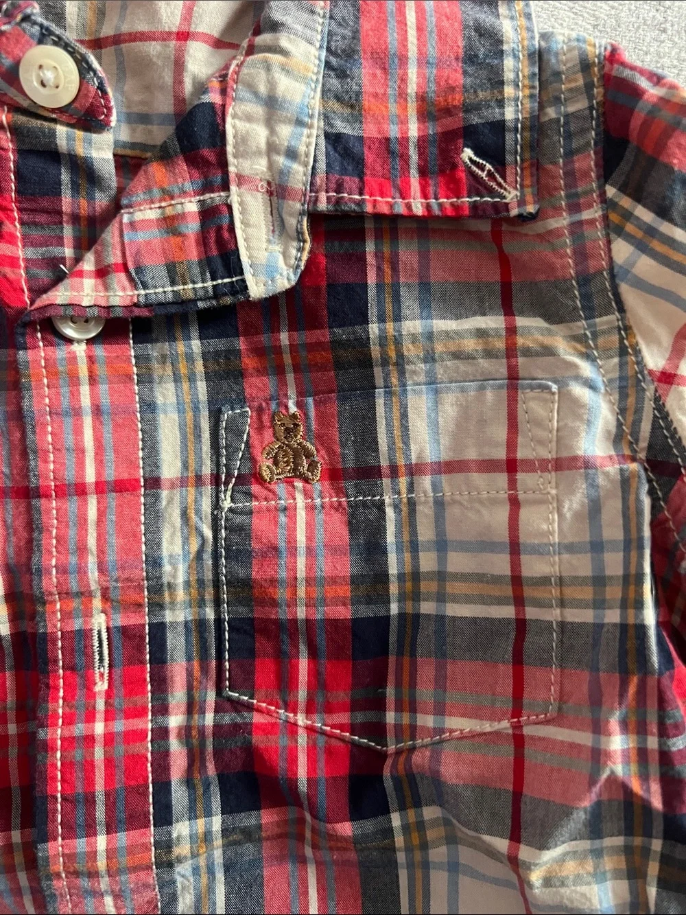 GAP plaid button