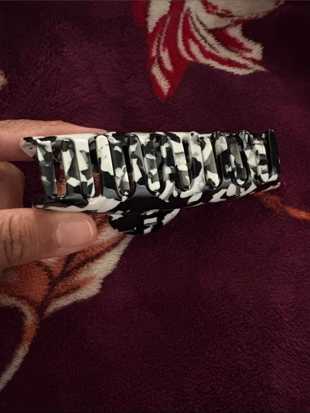 N/A stylish black