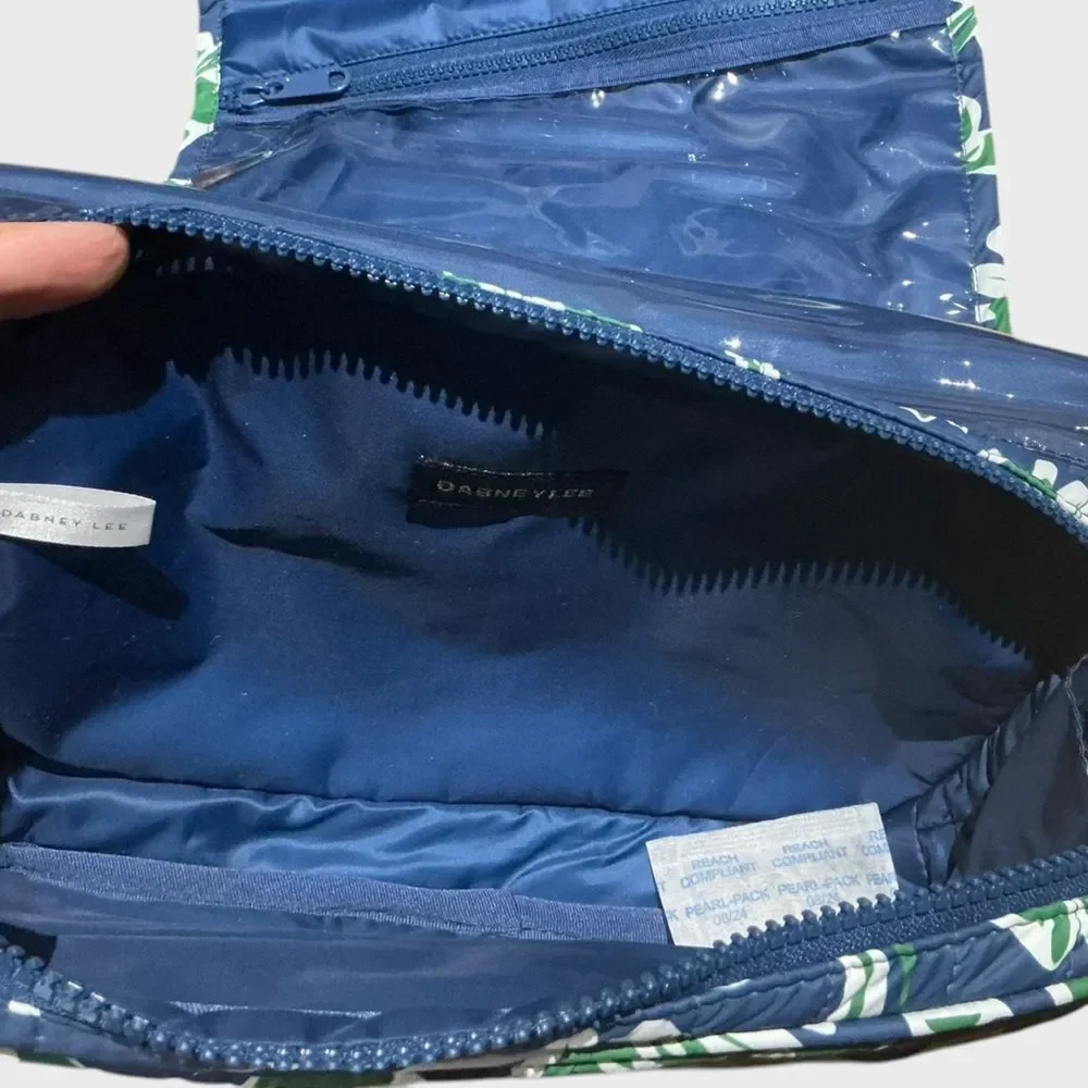 Dabney Lee Hanging Travel Organizer Makeup Toiletry Bag Blue Floral NWT