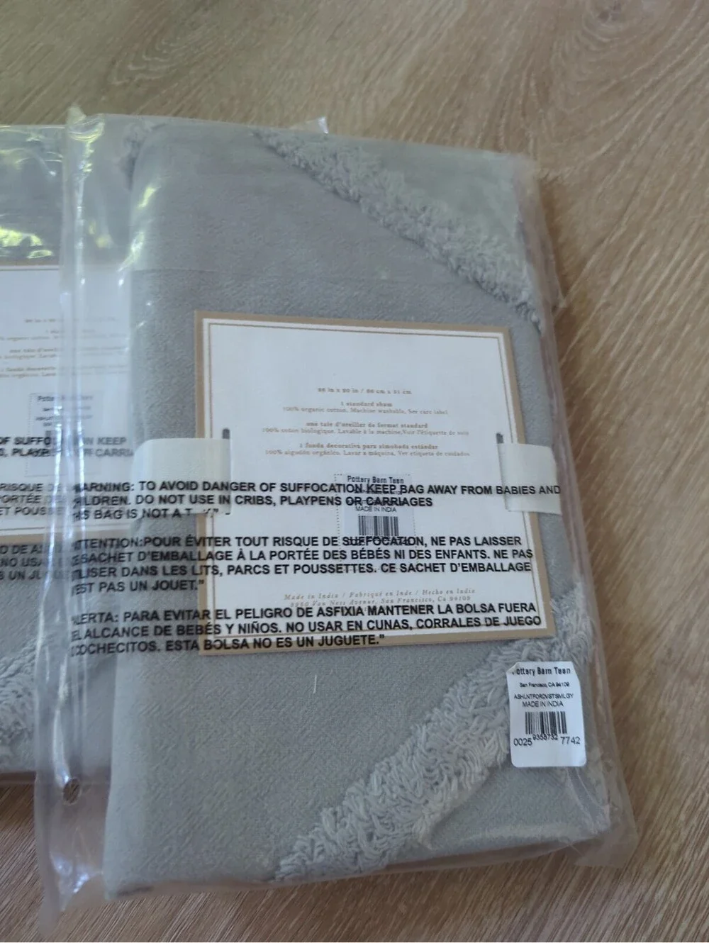 Pottery Barn Teen Ashlyn Tufted 2 STANDARD Sham Tassels Light Gray NEW