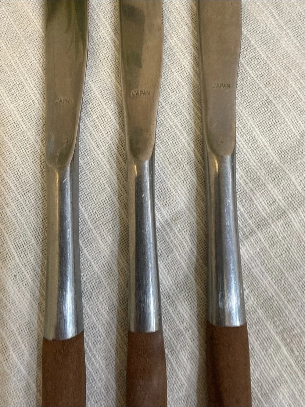 Interpur Japan MCM Stainless Dinner Knives Hearts Wood Handles Set of 3