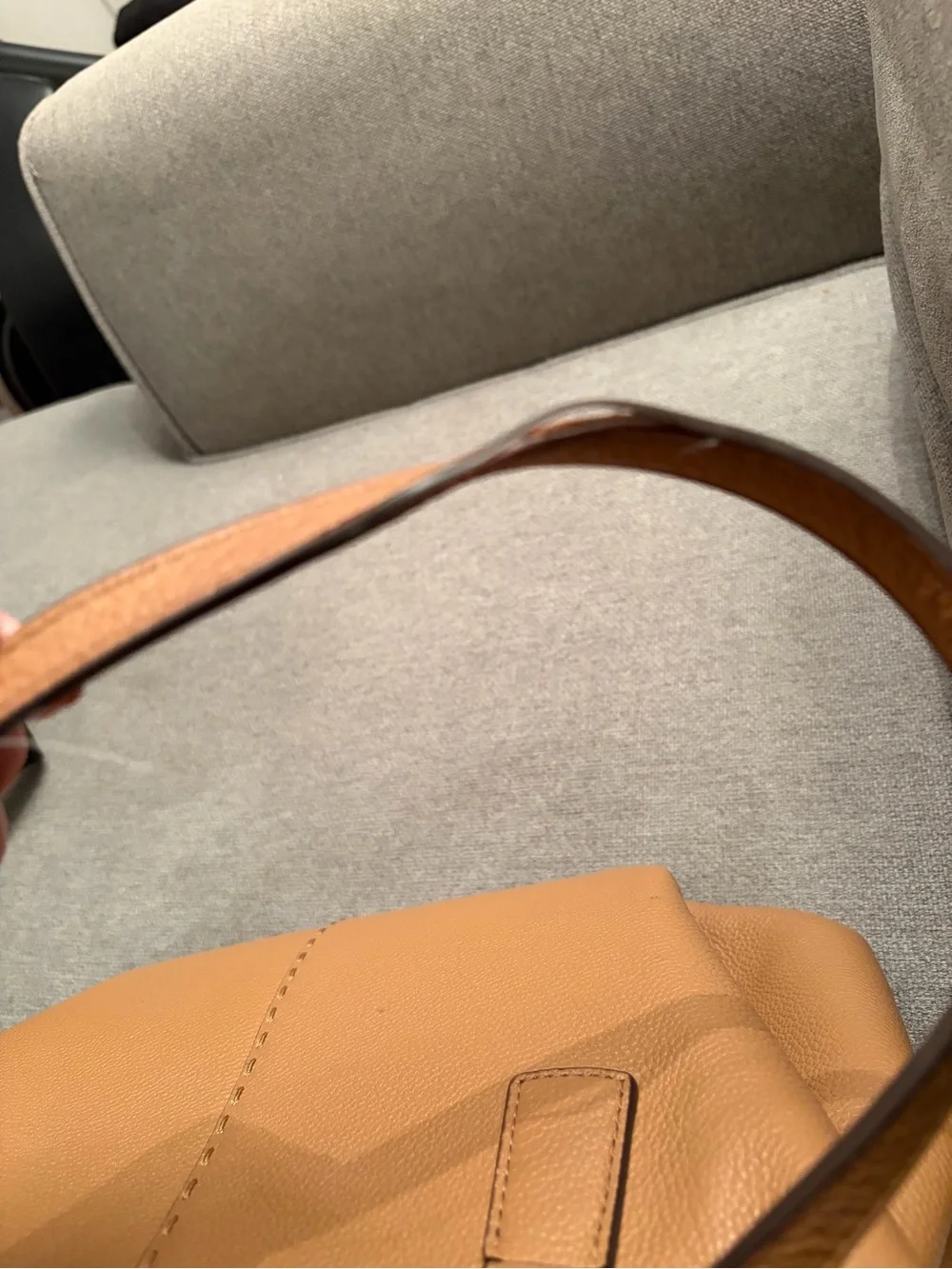 Tory Burch Pebbled Leather Tote in Caramel