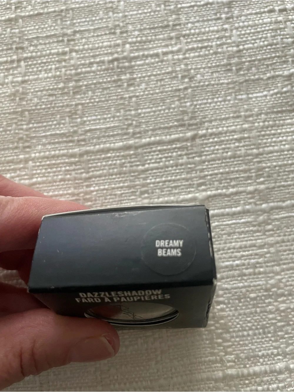 MAC Cosmetics eyeshadow reflective
