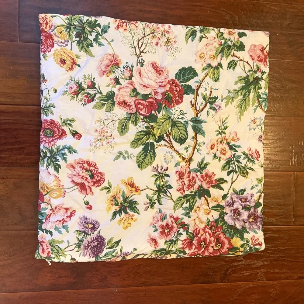Pottery Barn reversible  Quilted Pillow‎ Cover Sham Eloise Garden  25x25