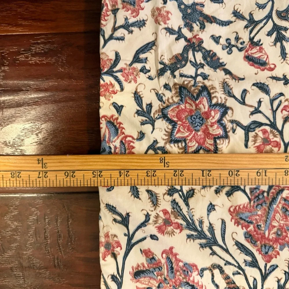 Pottery Barn reversible  Quilted Pillow‎ Cover Sham Eloise Garden  25x25