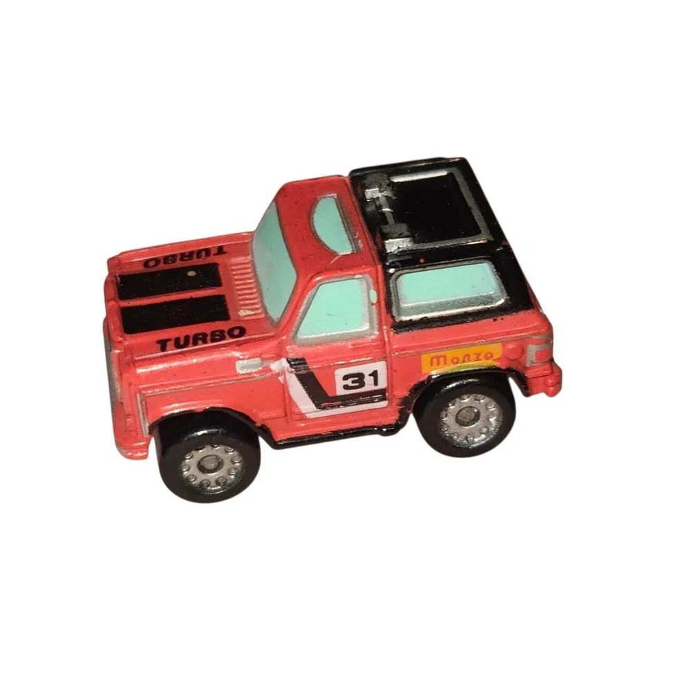 1986 Galoob Micro Machines Turbo Chevrolet Chevy Blazer #31 Red Vehicle